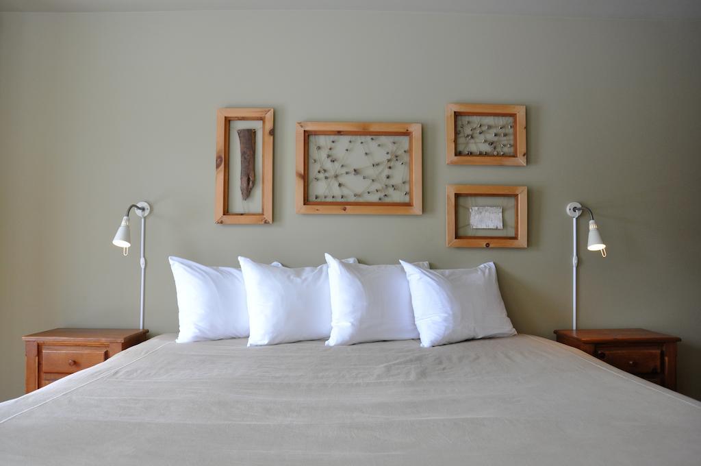 La Petite Auberge De Jouvence Magog Room photo